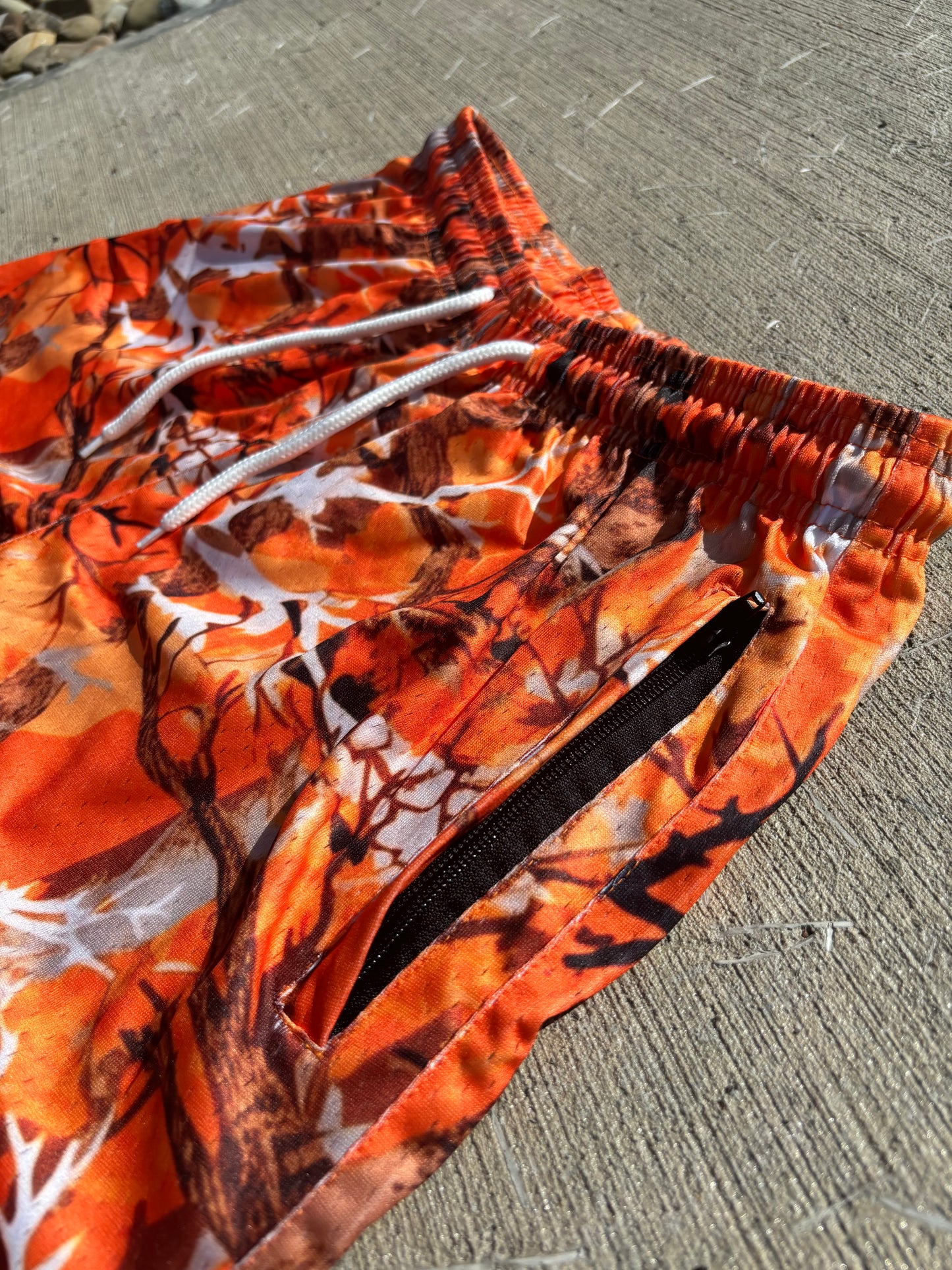 AUTUMN 5" INSEAM MESH SHORTS