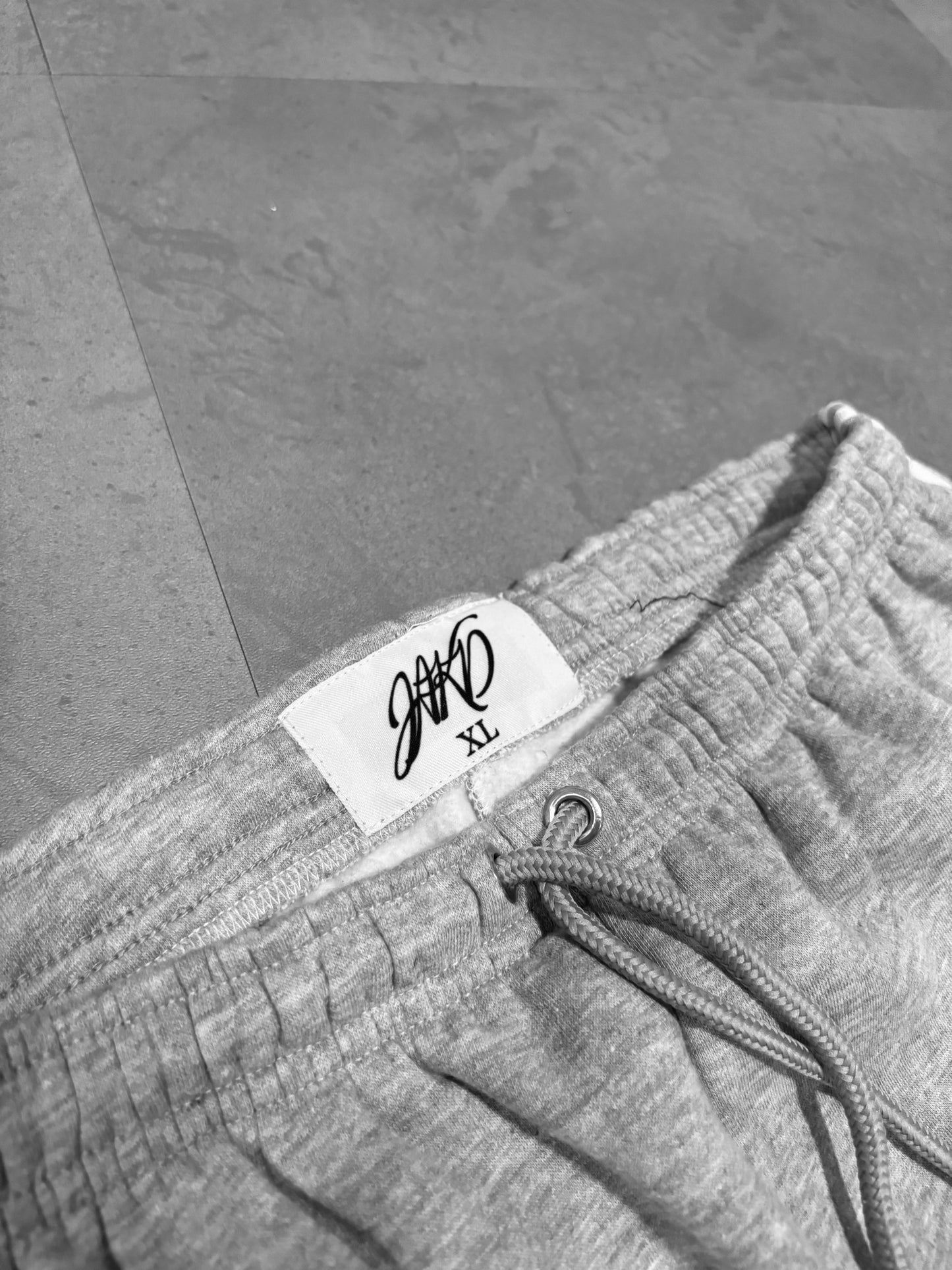 CEMENT GRAY HEAVYWEIGHT SWEATPANTS